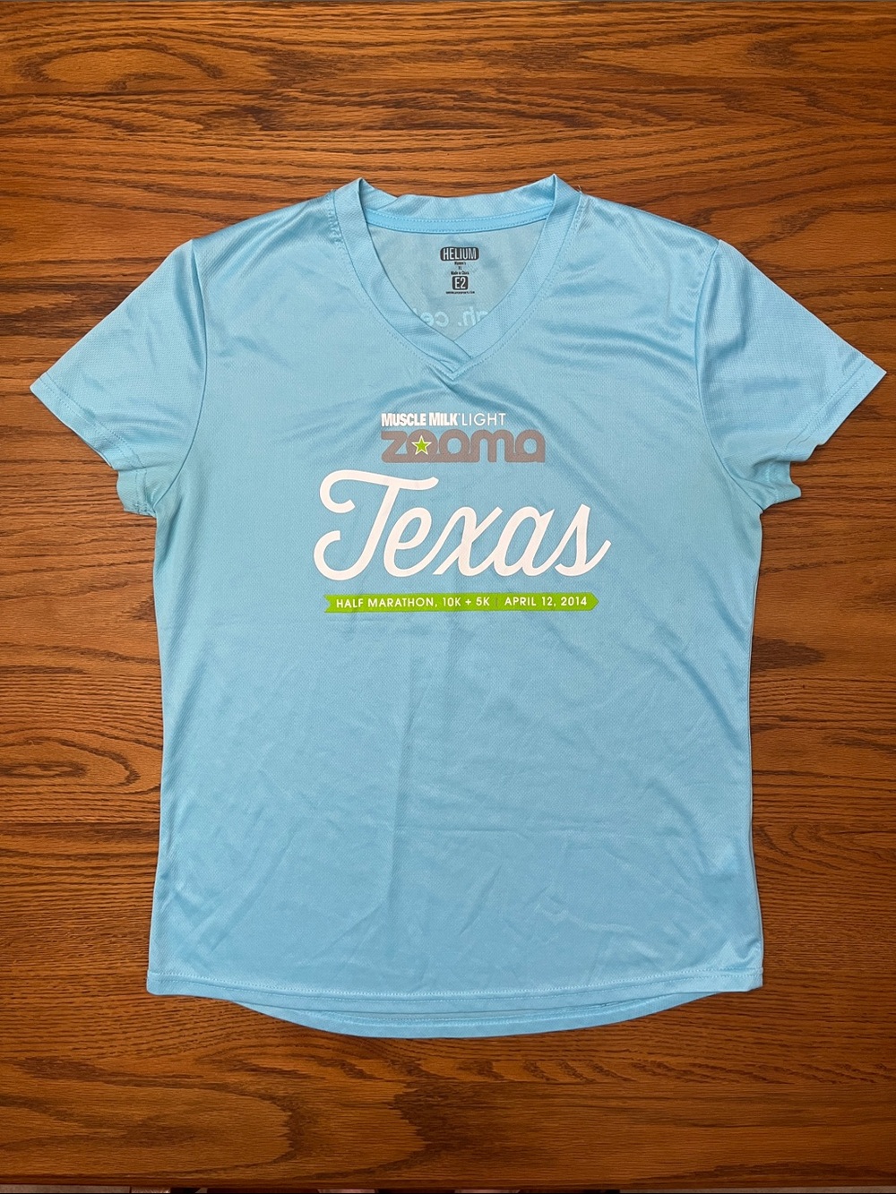 Helium Women's Light Blue 'Texas' V-Neck Performance Tee